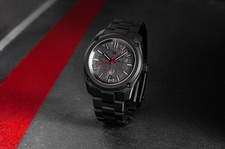 Formex Returns To The Essence Ceramica Dark Matter With A Darker, Racier Redshift Edition