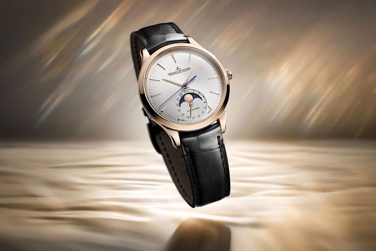 Jaeger-LeCoultre Gives Us The Gold Master Ultra Thin Moon In 36mm