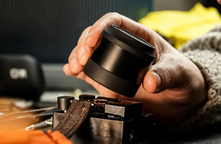 The Carry: The Eagle Eye Macro Loupe X6 and Five Cheaper Ways to Read a Caseback