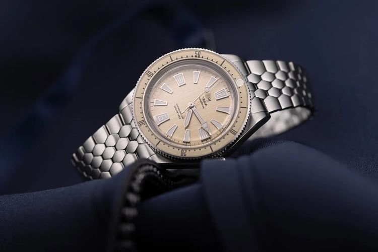 Yema's New Skin Diver With Sensational Dials And Micro-Rotor; A White Ceramic IWC Mark XX; TrailTrekker Is Back; Chronoswiss Small Seconds; Bovet's Genius DST-Observing World Timer In A New Watch