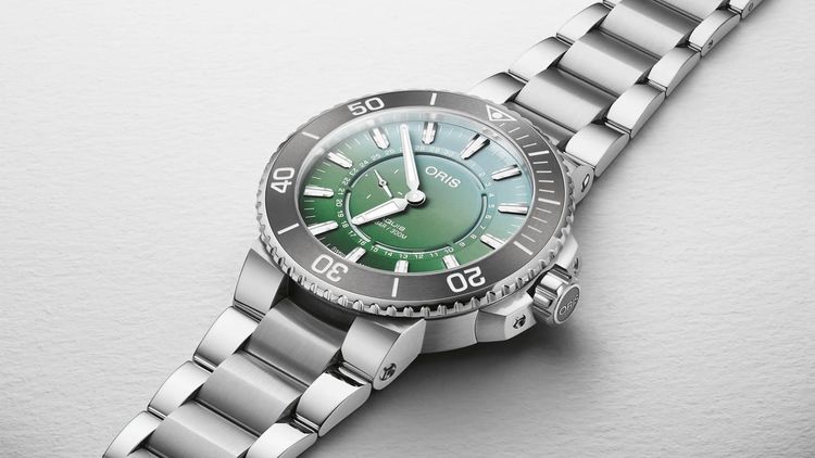 Oris Releases Shimmering Green Aquis Dat Watt Limited Edition II, New Nomos Tangente Made With Revolution Is Fantastic, An Incredible Glow-In-The-Dark Daytona And New Watches From Wempe and Hanhart