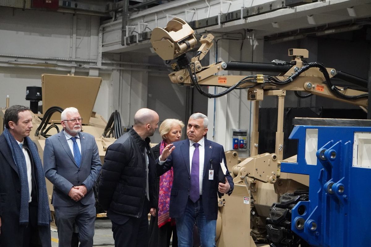 French Minister Delegate for Europe Visits DOK-ING in Zagreb Excerpt