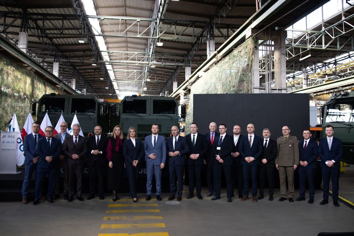 PGZ to Invest €177 Million in Jelcz Production Expansion