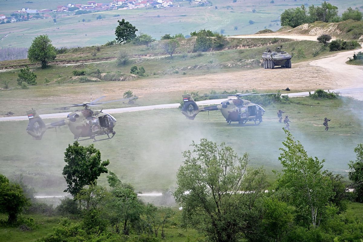 Serbia and NATO Hold Distinguished Visitors Day During Joint Tactical Exercise