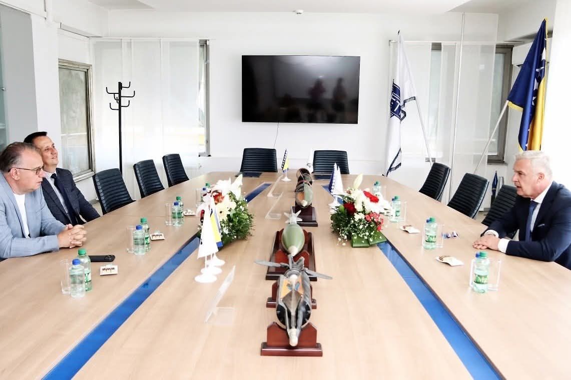Pretis outlines investment and expansion plans during visit by Federation officials