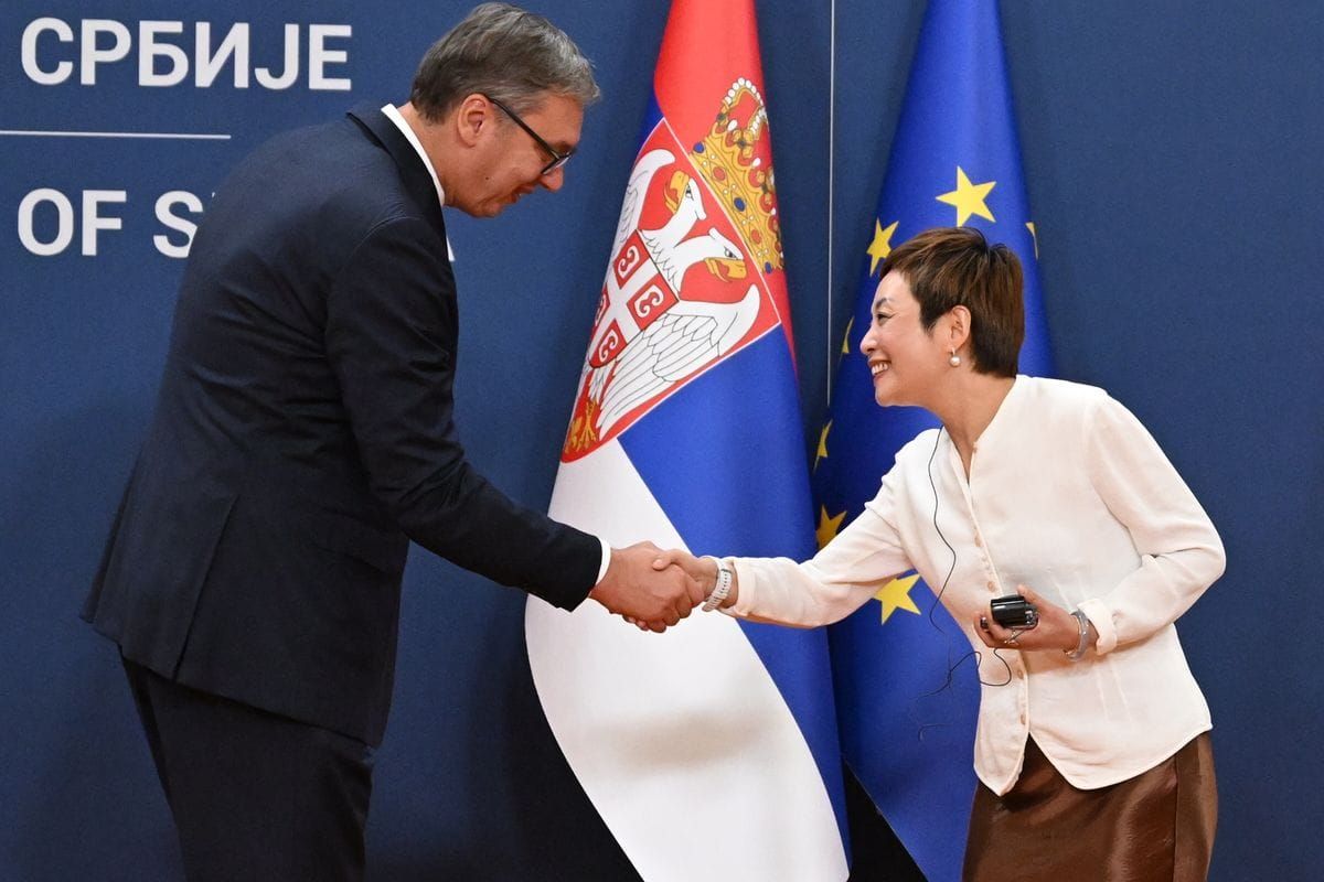 Chinese Jiangsu Reliance Energy Tech representatives meet Serbian officials over €100.5 million battery plant.