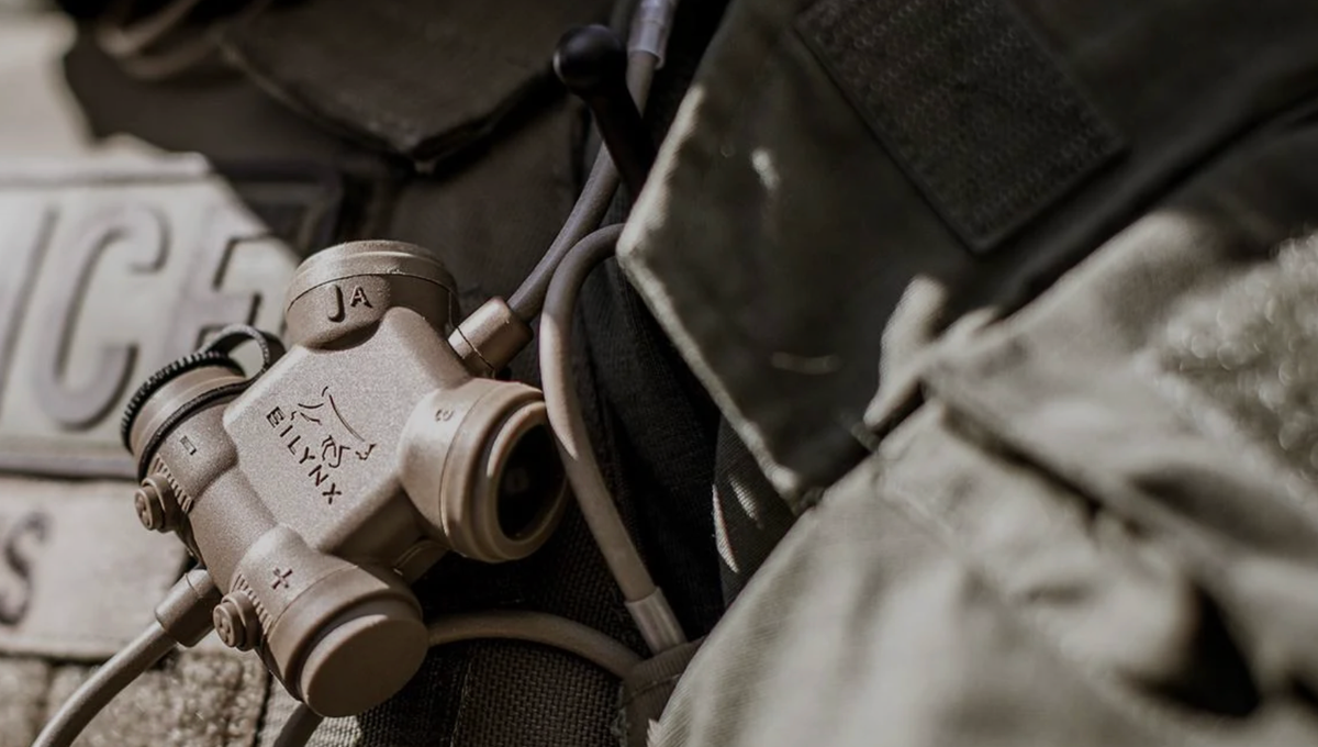 Israeli Silynxcom Develops AI Wearable to Detect Fiber-Optic Drones