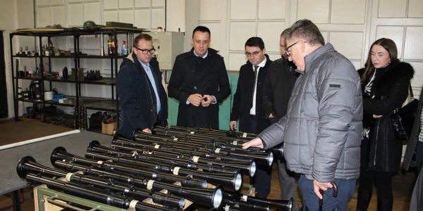 Bosnian State-Owned TRZ Hadzici Workers Call Protest as Wages Go Unpaid