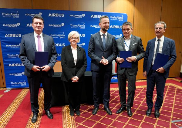 Airbus, Thales Alenia Space and Radmor to Cooperate on Poland Sovereign Satellite Program