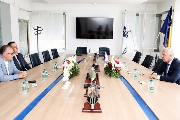 Pretis outlines investment and expansion plans during visit by Federation officials
