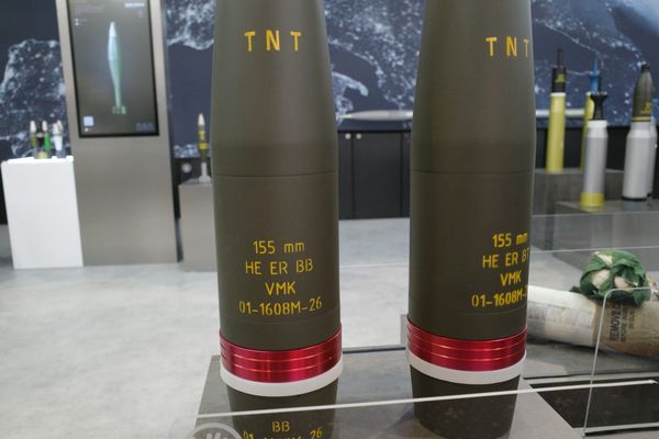 155mm artillery ammunition