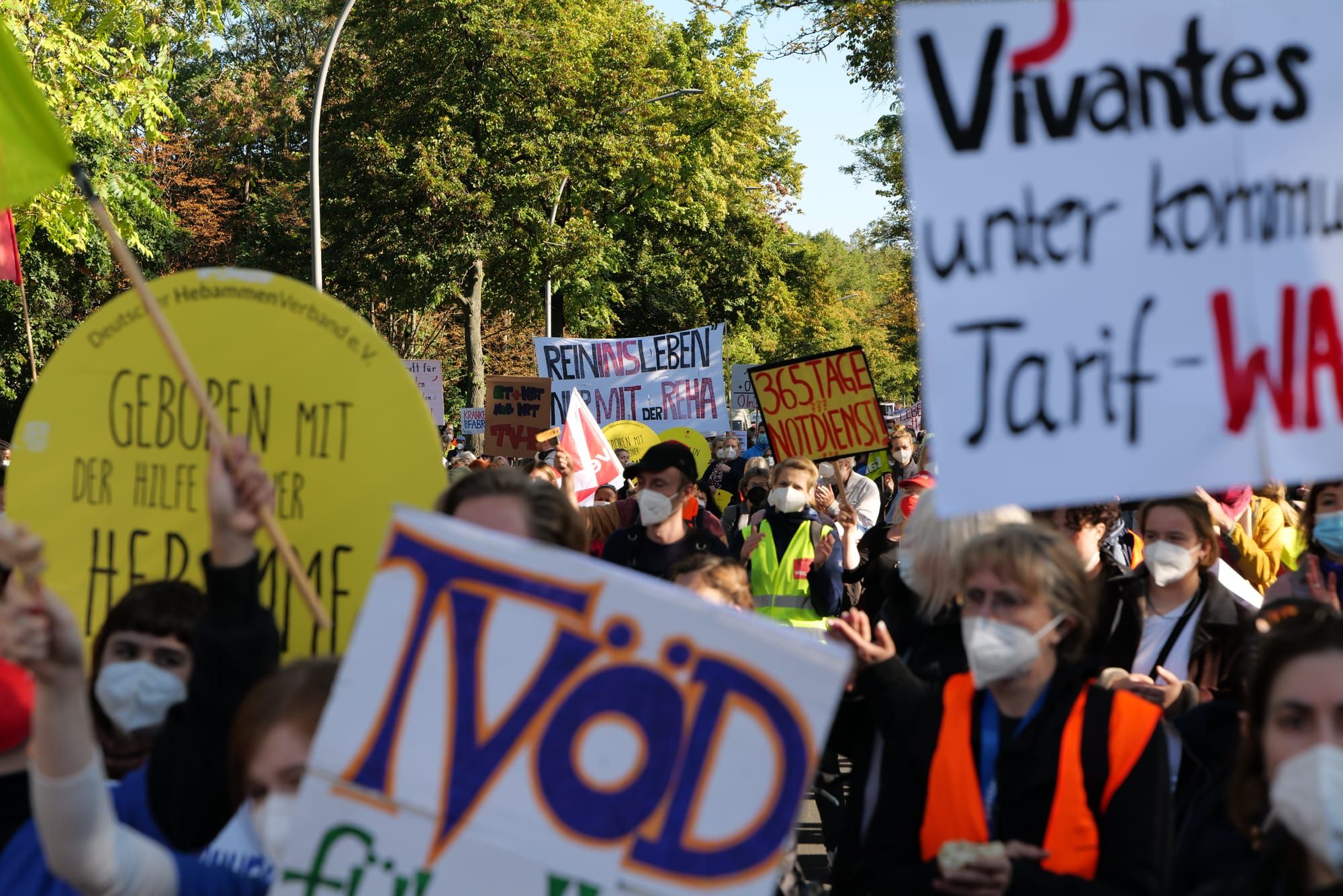 Vivantes Hospital Workers Strike For Equal Pay