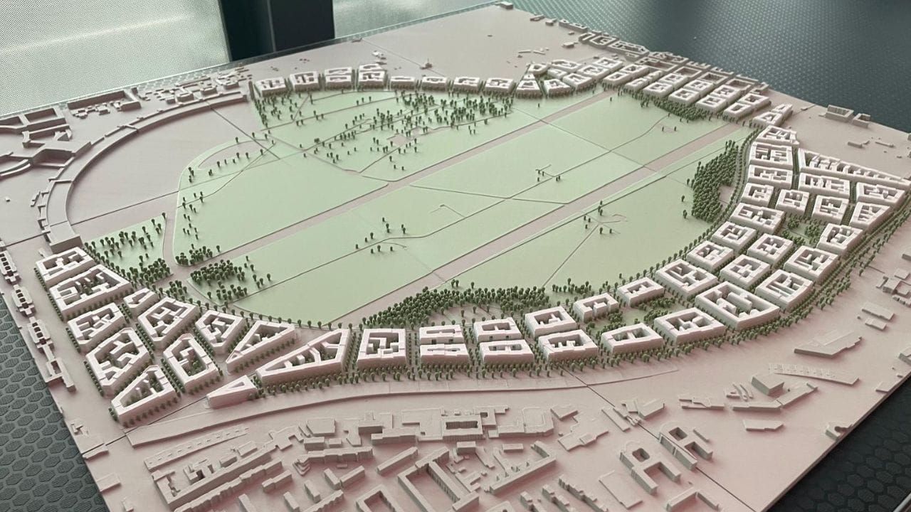 "The Majority of Berliners Still Want a Free Tempelhofer Feld"
