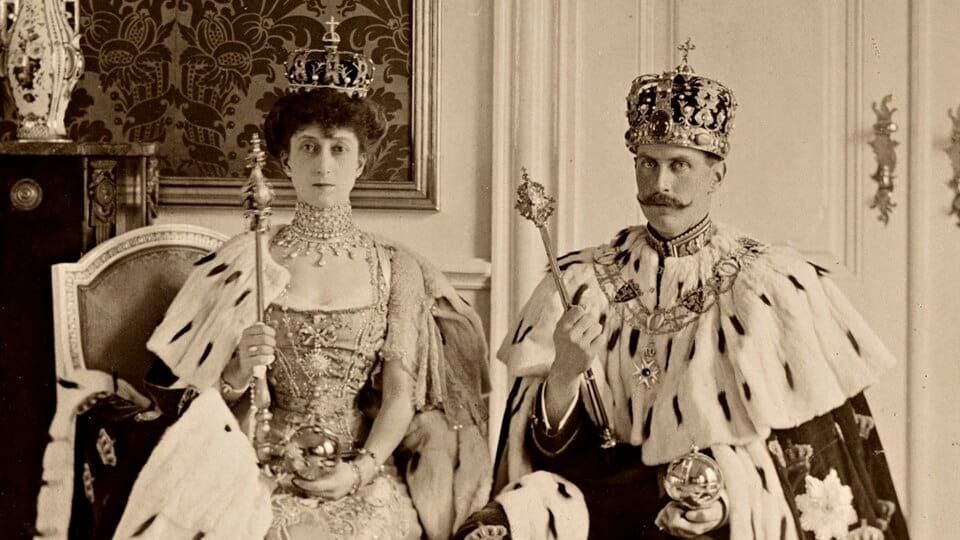 King Haakon VII and Queen Maud.