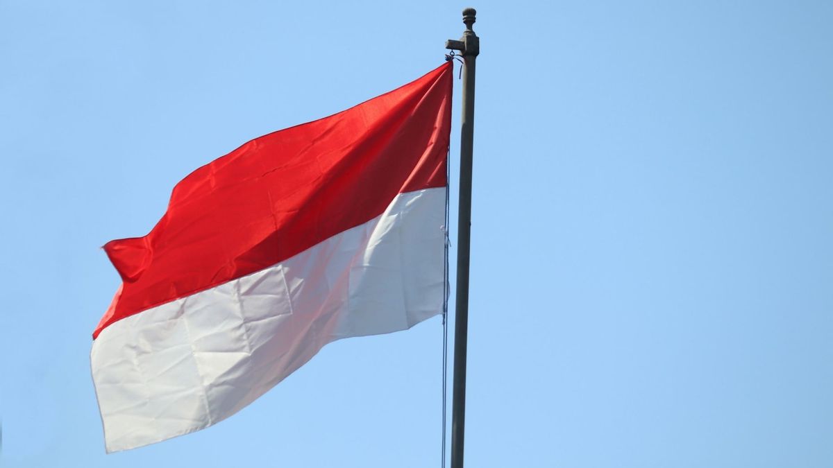 Jakarta: Balancing, Yet Moving