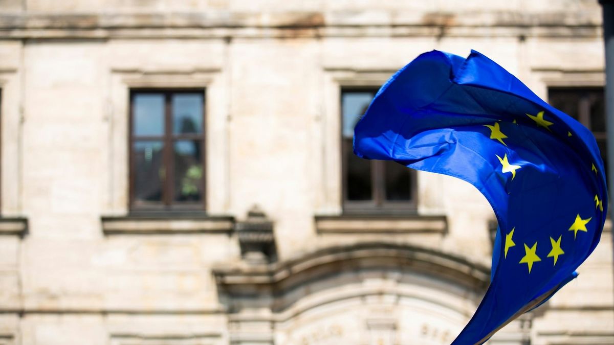 EARLY WARNING | Europe, if it Still Exists, Cannot Survive the EU
