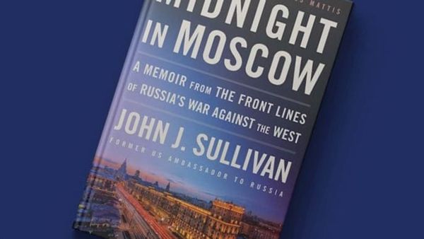 ESSENTIAL READING | Trying to See at Midnight in Moscow