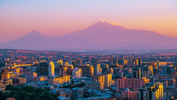 The Caucasus: How Close is Armenia to Collapse?
