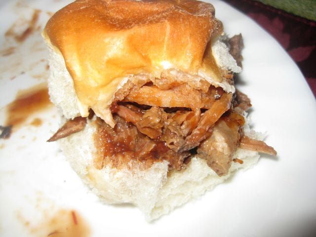 Slow Cooker Pulled Pork and Root Beer Sauce