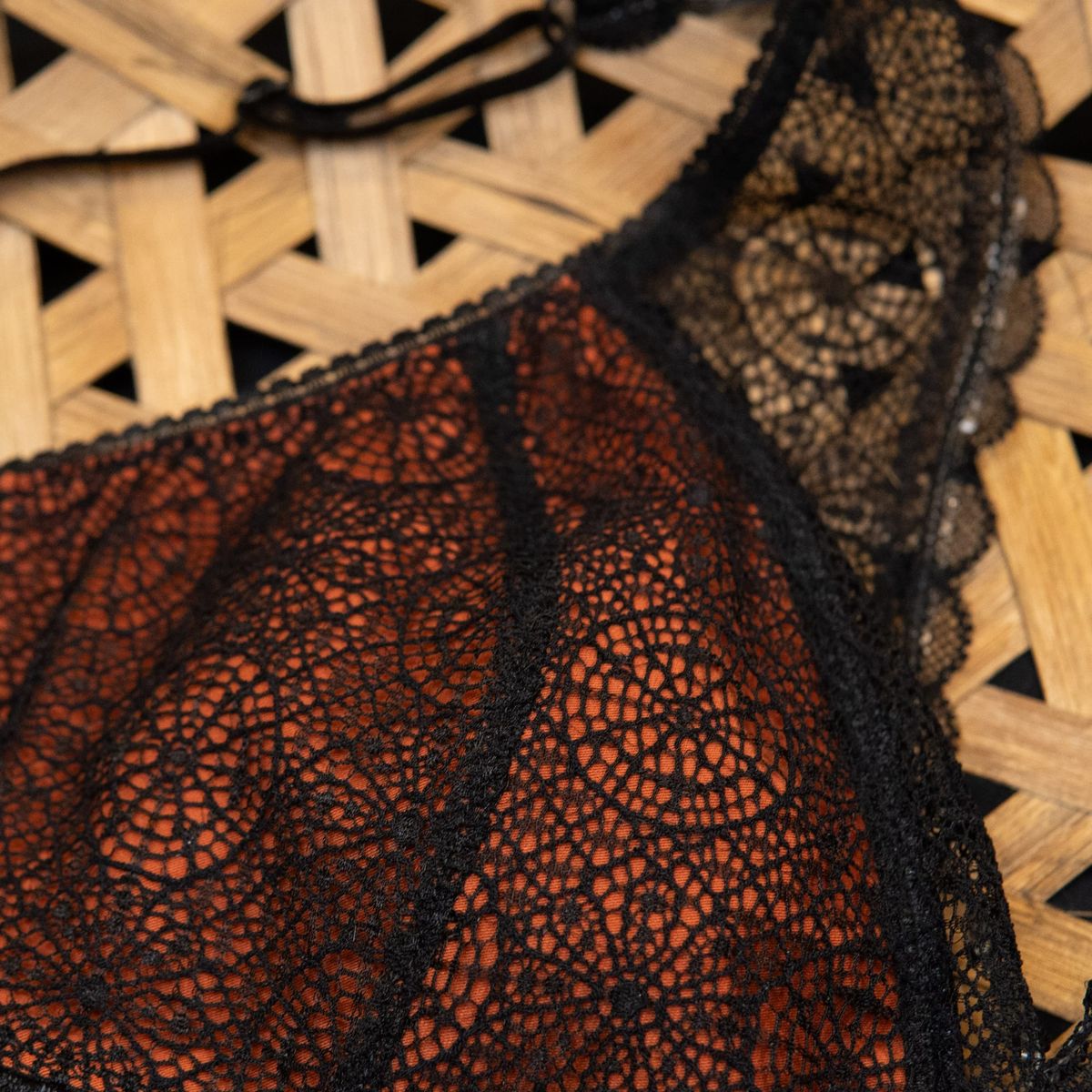 Hanna Bralette Review: a beginner project