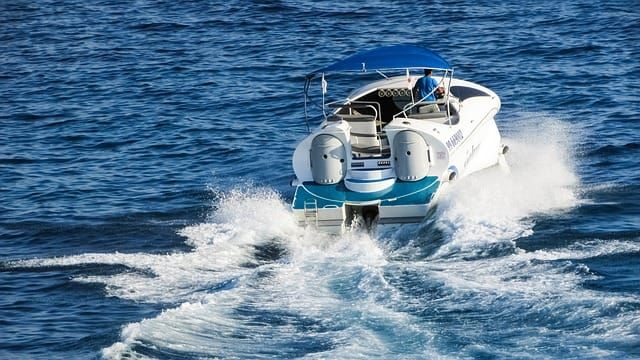 Dock and Dine: 7 Restaurants to Visit by Boat in Lake of the Ozarks