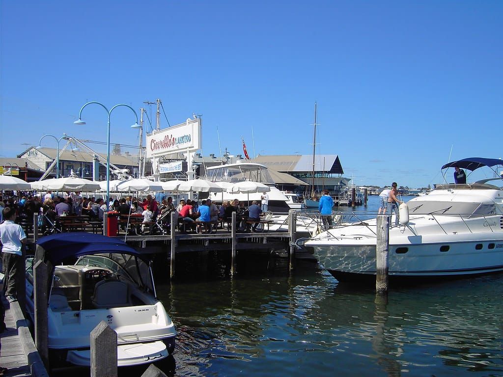 Dock and Dine: 10 Restaurants to Visit by Boat in South Florida