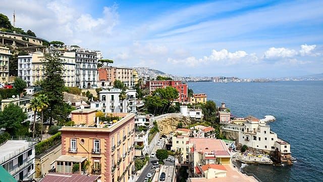 City Guides: Things to do While Boating in Naples, Italy