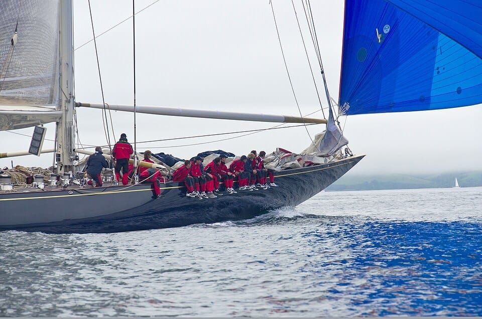 Liveaboard Life: Managing Crew Fatigue on Multi-Day Voyages