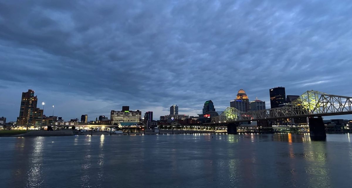 Dock and Dine: Restaurants to Visit Via Boat in Louisville, Kentucky