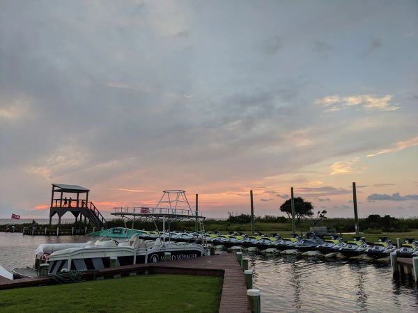 Dock and Dine: Restaurants to Visit Via Boat in the Outer Banks, North Carolina