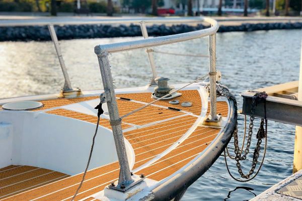 Boating Safety: Non-Skid to Avoid Slippery Surfaces