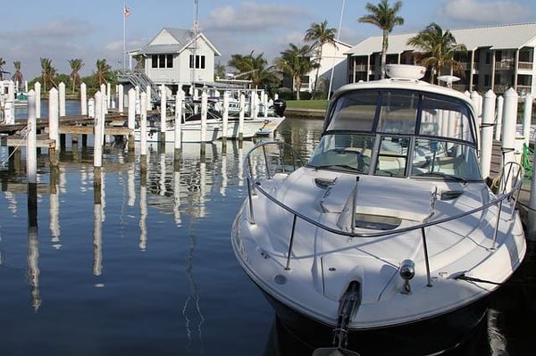 Dock and Dine: 4 Restaurants to Visit by Boat in Cocoa Beach, Florida