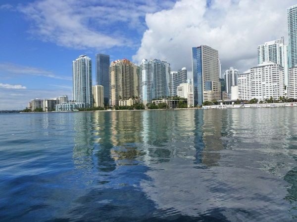 Diving Directory: Wreck and Reef Dive Spots near Miami