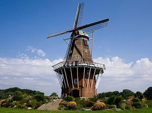 City Guides: Things to do While Boating in Holland, Michigan