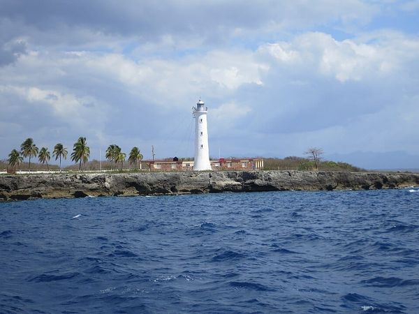 Coastal Sites: 5 Lighthouses in Cuba to Add to Your Boating Bucket List