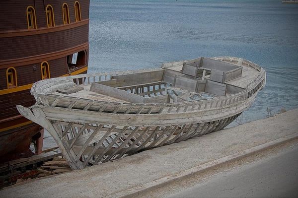 Boat Stringers: What They Are, When to Know They Need Repair and How to Repair Them