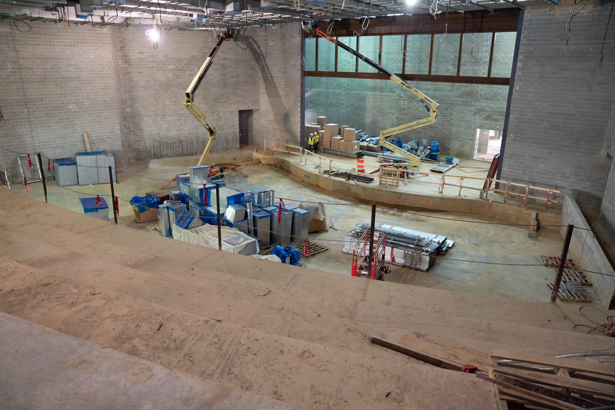 Podcast studio, music and dance rooms touted in early tour of new Richmond high school