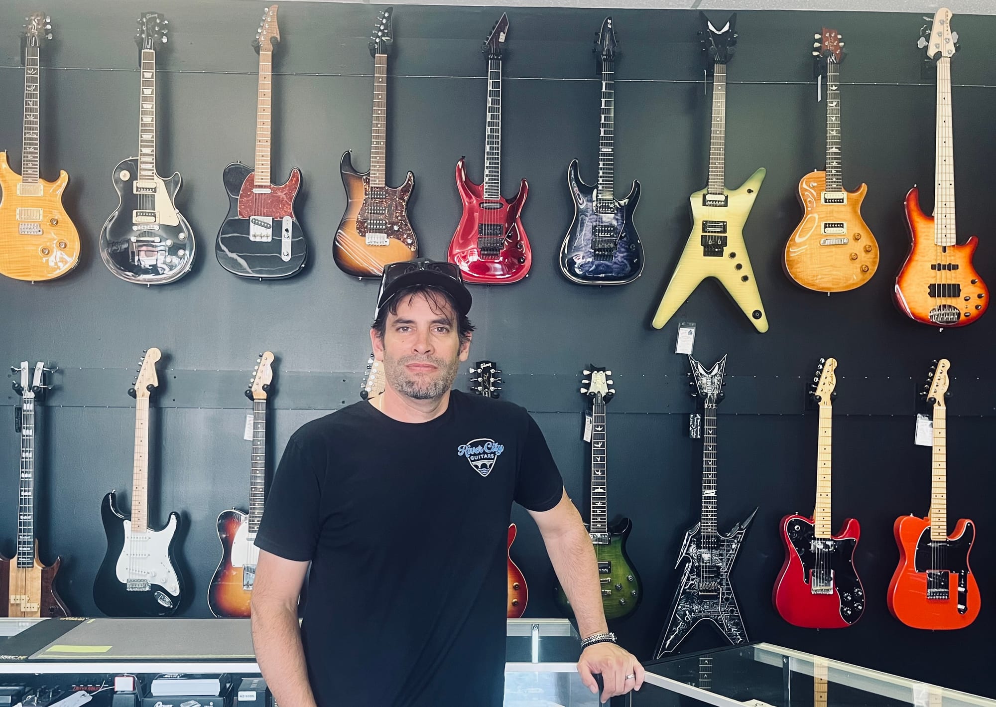 New guitar shop aims to have something for everyone