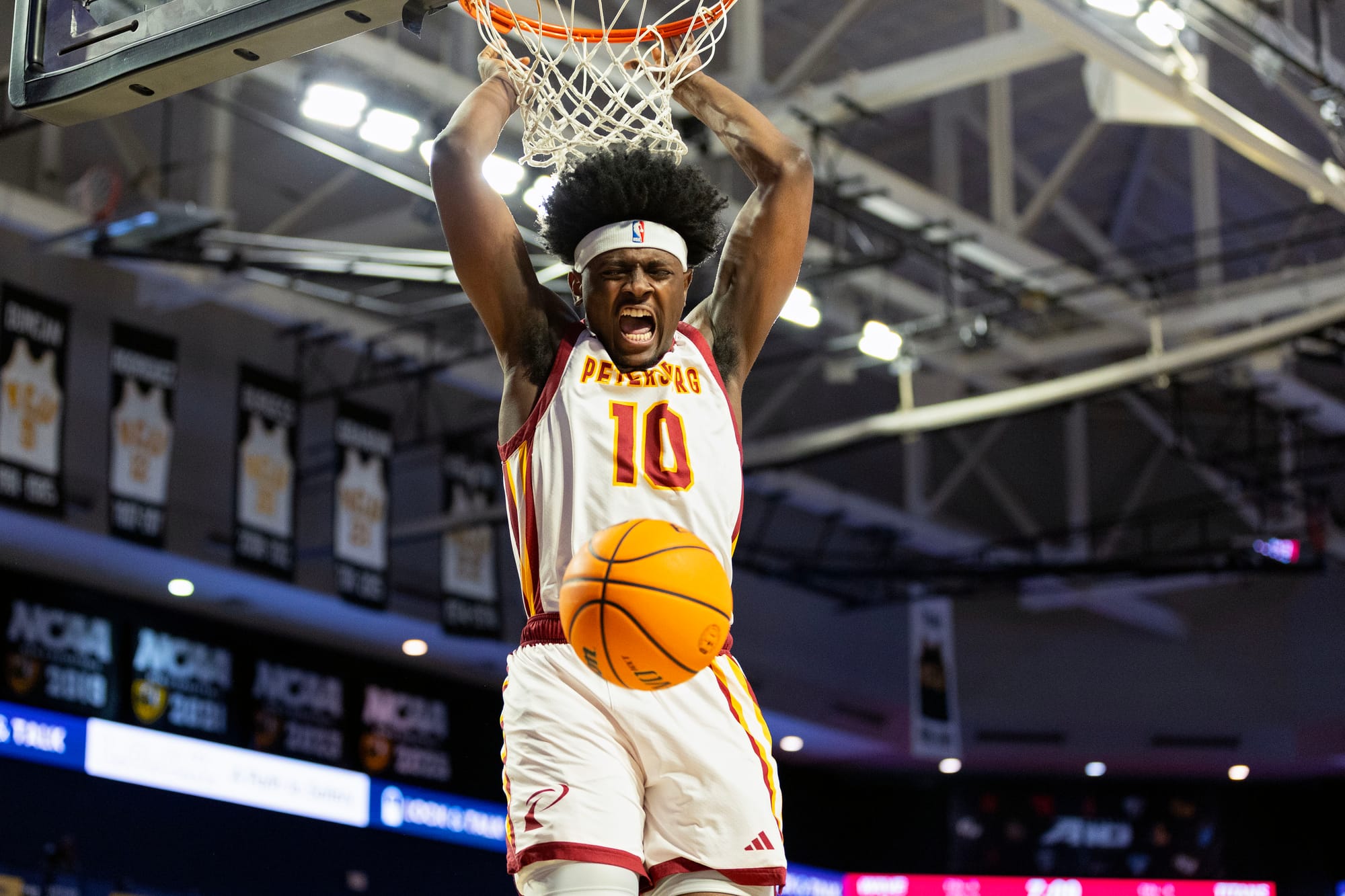 52 years after Moses Malone, Petersburg does it again – this time in style