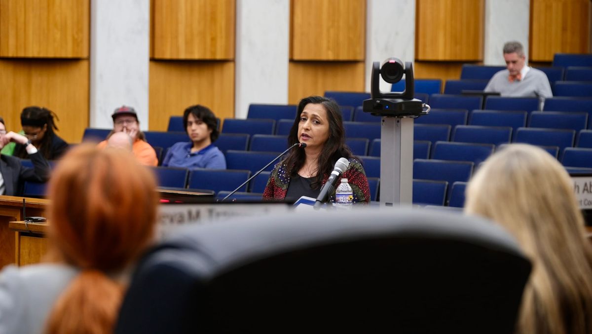 City Council backs raises for all city employees, makes minimal budget changes