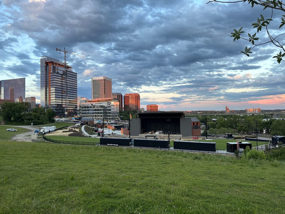 New amphitheater renews long-running debate over parking permits for Oregon Hill residents