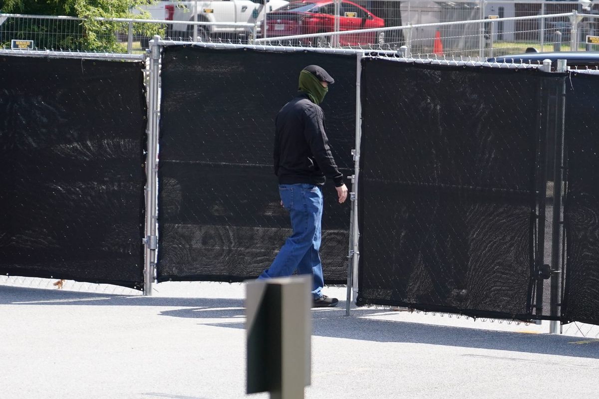 Protestors rally outside Chesterfield courthouse as ICE enters fourth day of detainments