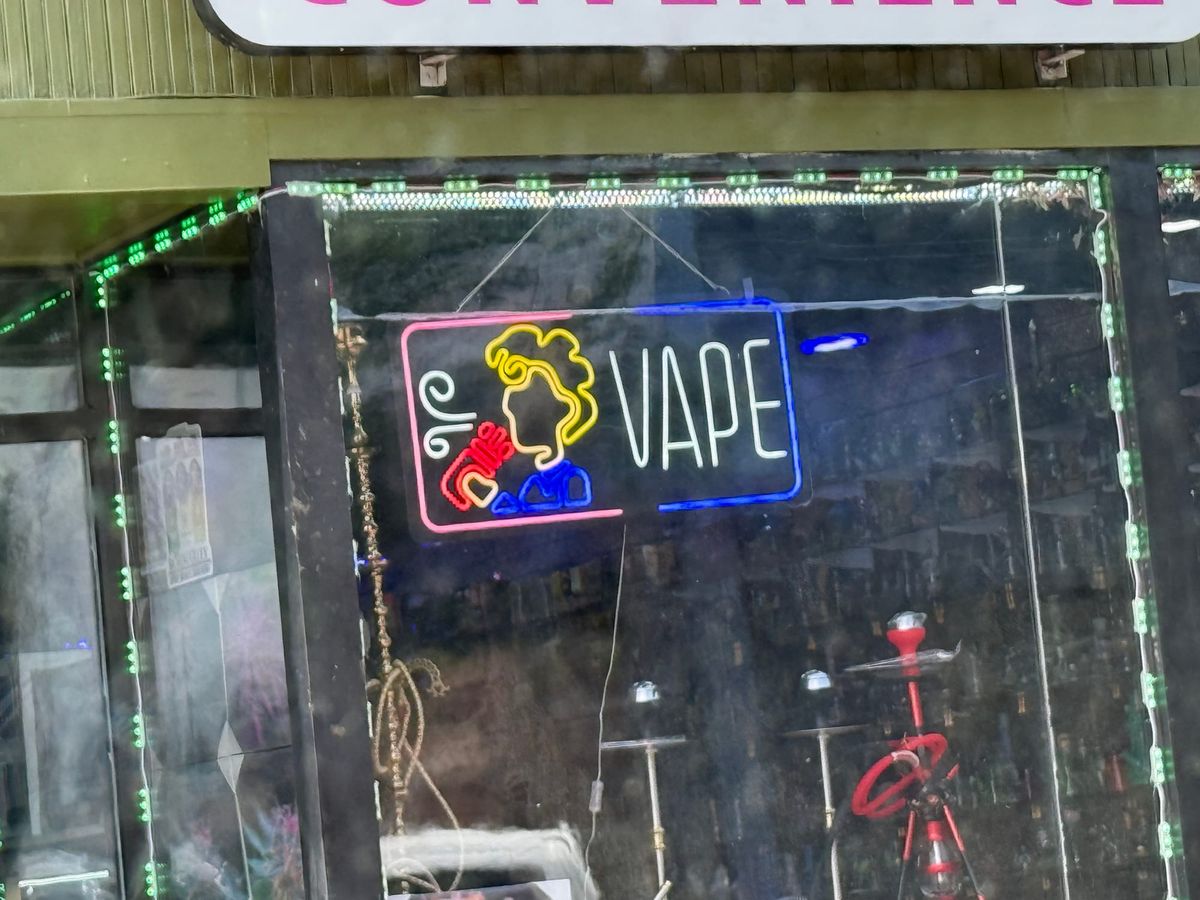 Proposed ‘vape shop’ ordinance would ban new smoke shops in most of Richmond