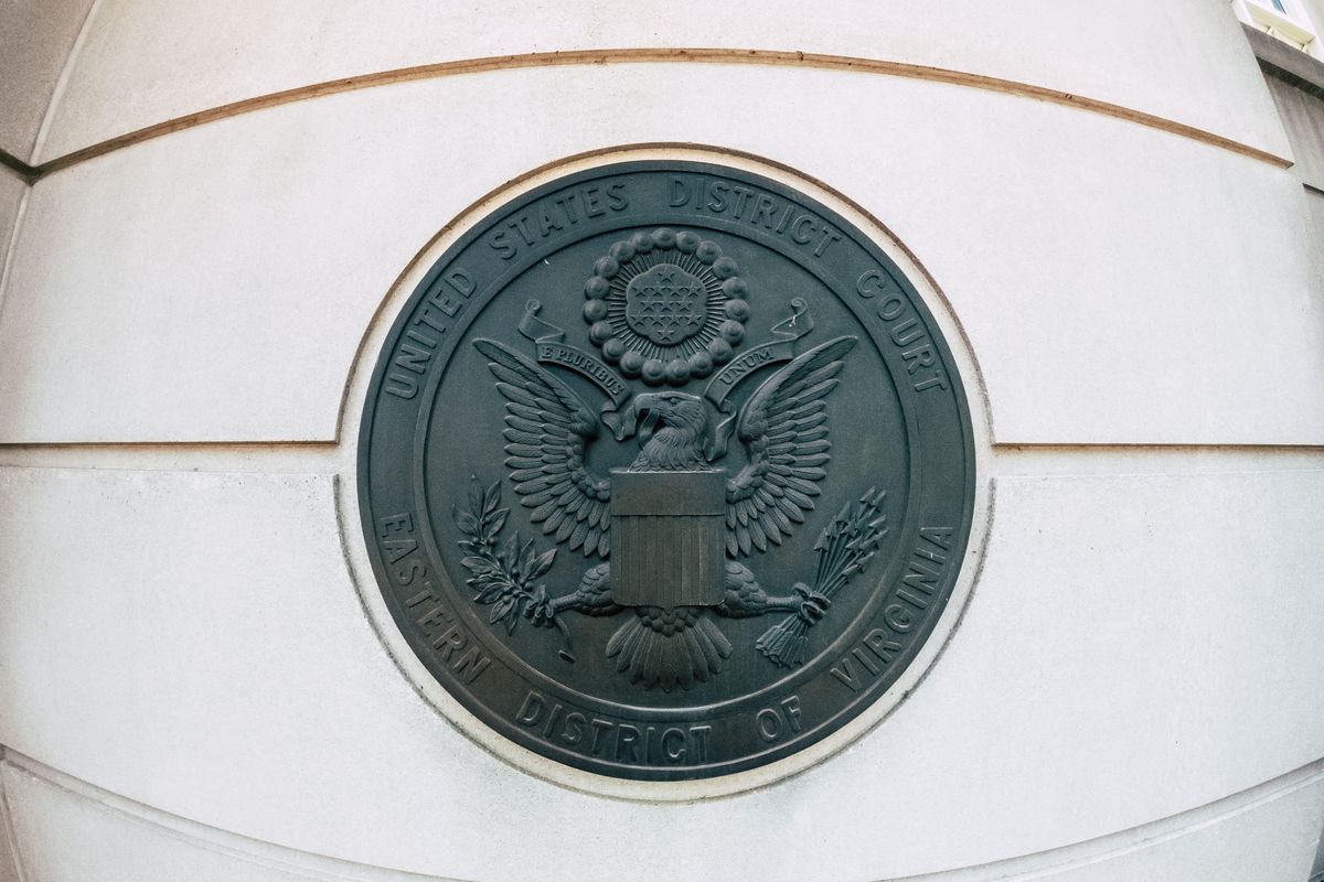 Ex-homeless shelter director pleads guilty