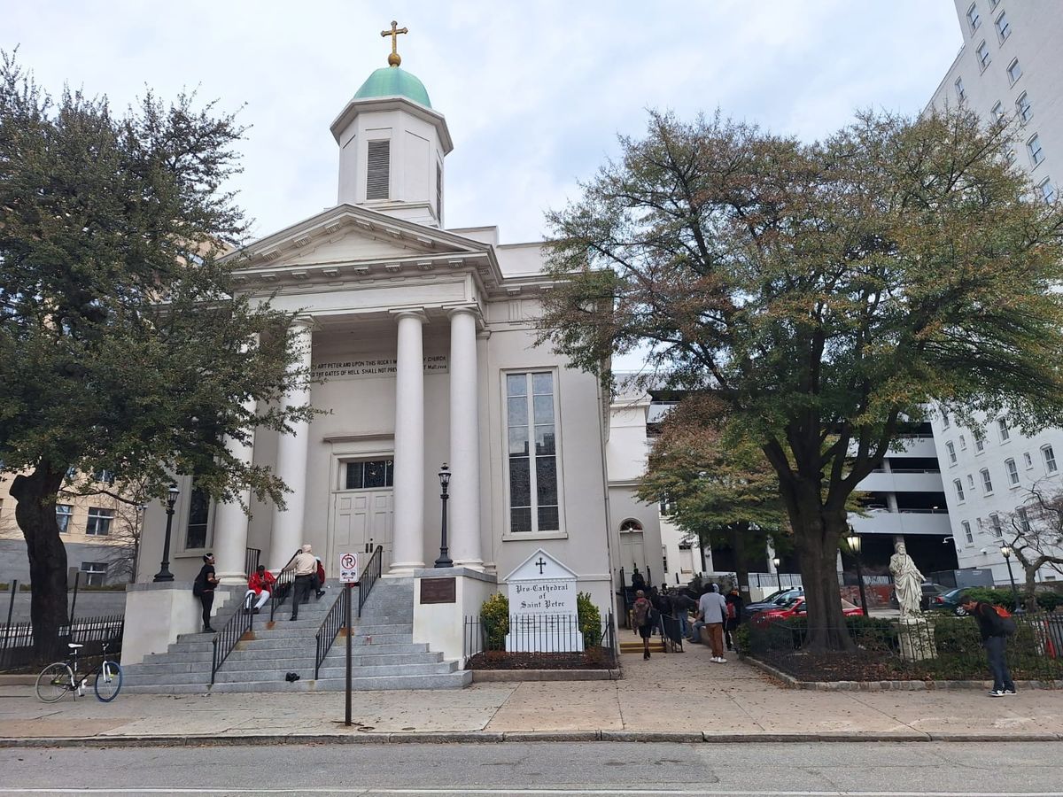 At St. Peter's, volunteers drive a program that is part of a downtown safety net