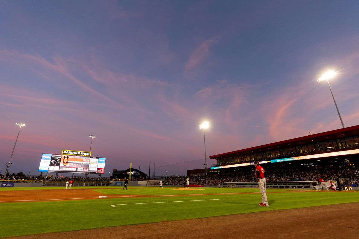 Richmonders warm to new baseball stadium on frigid opening night