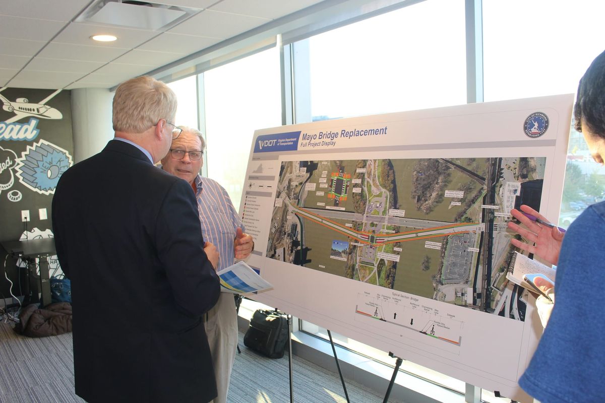 ‘Compromise’ Mayo Bridge proposal calls for mountable barriers between bikes and cars