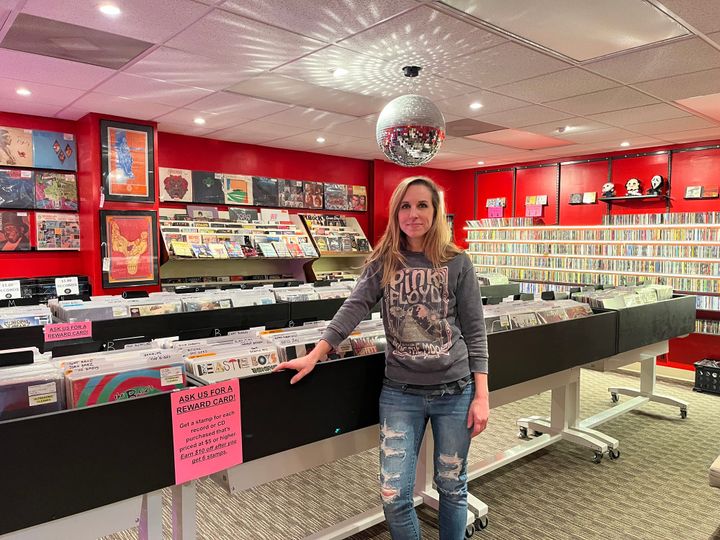 Vintage items thrive at Past Chapters in Chesterfield