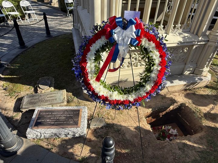 After 200 year delay, Pres. Monroe's daughter is buried in Hollywood Cemetery