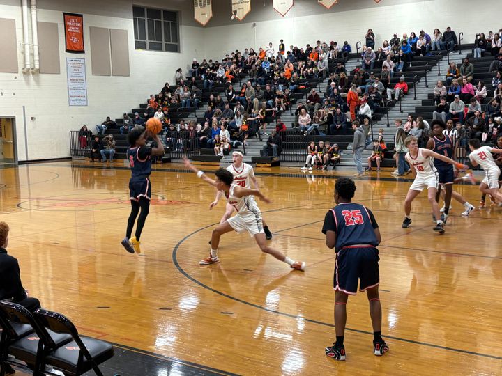 Former VCU star, Wythe alum is rebuilding the RHSA basketball team, which won a nail-biter on Friday